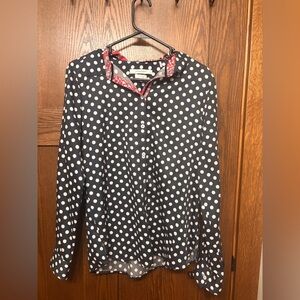 Foxcroft Black and White Polka Dot Button Down Shirt